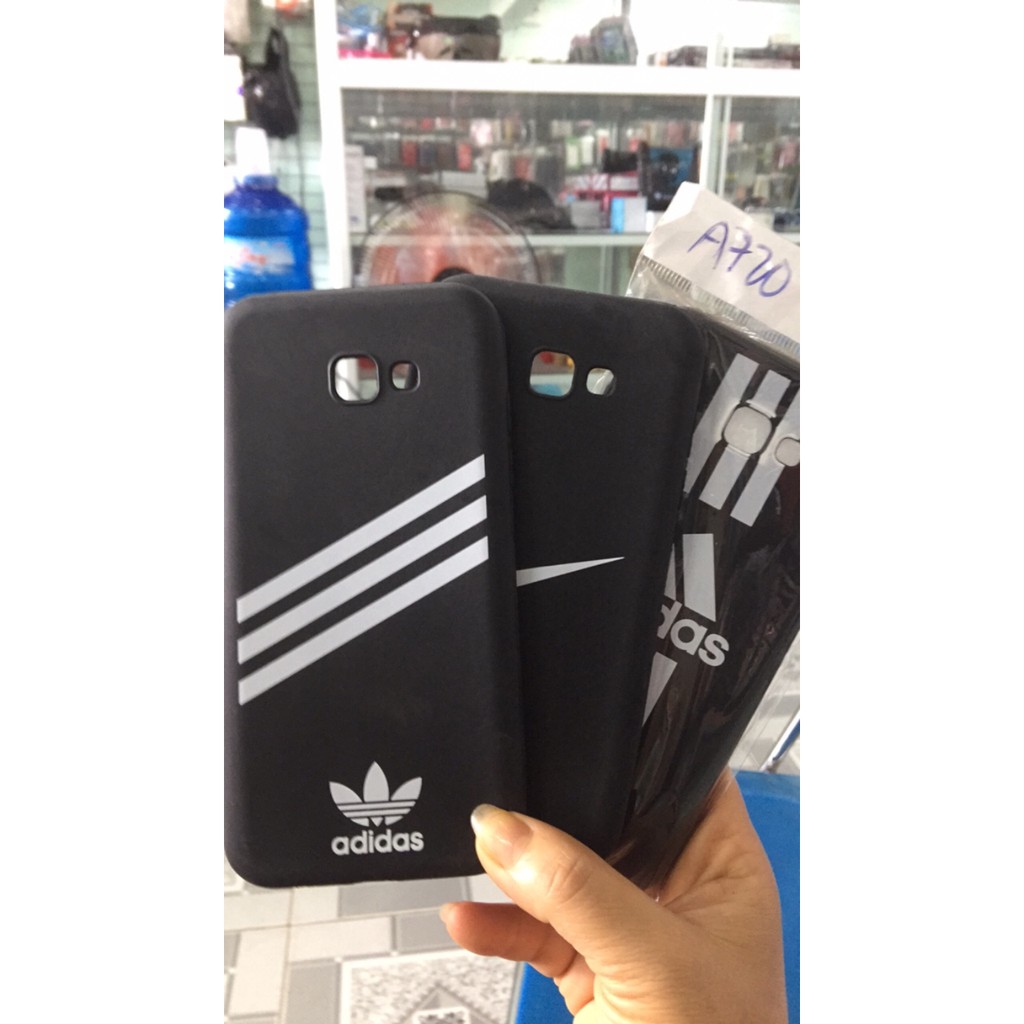 ốp dẻo đen adidas và njke chống trầy cho dòng máy samsung galaxy a7 2017 ...........................