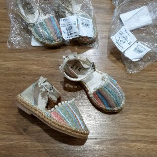 Sandal Sfera vintage bé gái