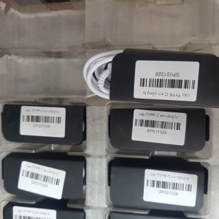 Cáp sạc usb type c, hỗ trợ sạc nhanh.
