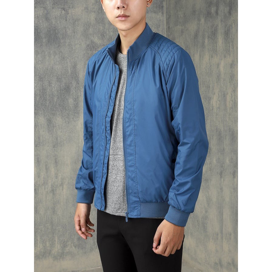 Áo khoác Aristino AJK010W7 tag 1150k sale 549k size L Regular Fit