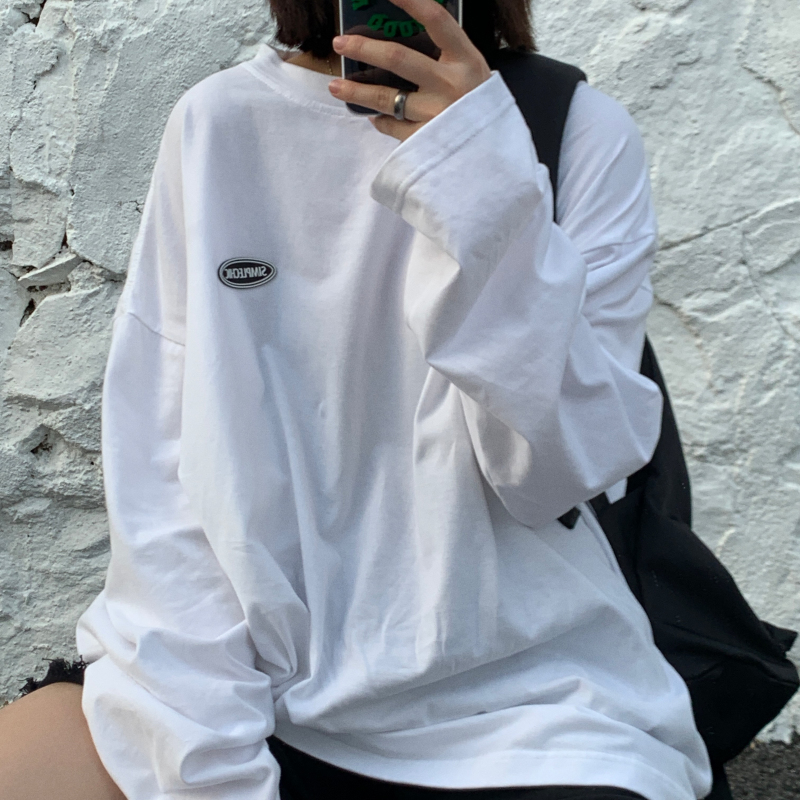 Áo thun tay dài dáng rộng màu trơn phong cách Hàn Quốc cho nữ | BigBuy360 - bigbuy360.vn