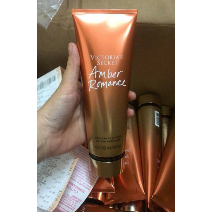 𝐭𝐡𝐞𝐠𝐥𝐚𝐦𝐛𝐚𝐫 ★ Sữa dưỡng thể Amber Romance Lotion Victoria's Secret 250ml