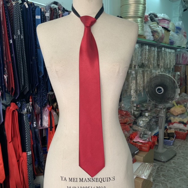 Cà vạt nam thắt sẵn bản lớn 8cm . Cà vạt trung niên