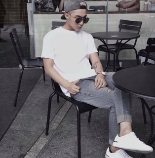 Áo phông tay lỡ