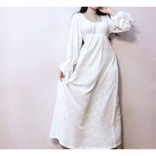 Đầm maxi xô hoa nổi tay loe