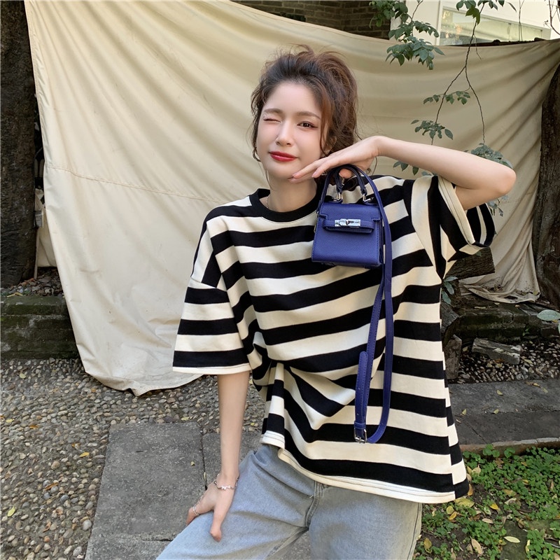 Áo thun SUXI ngắn tay cổ tròn họa tiết kẻ sọc trắng đen phong cách vintage dễ phối đồ thời trang mùa hè