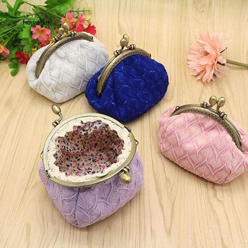 Ví cầm tay phong cách ren vintage hợp thời trang cho nữ
