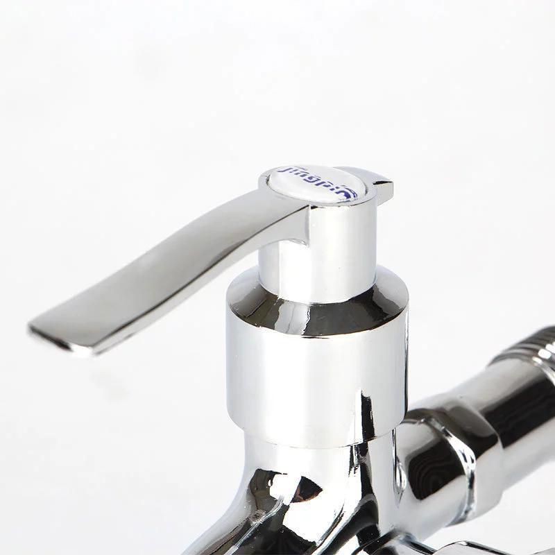 Vòi nước củ lạc,,,