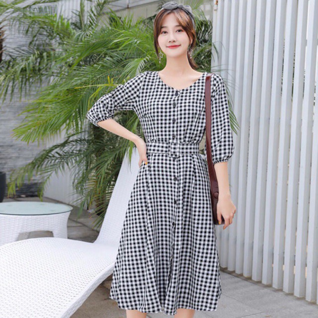 Đầm caro tay lỡ kèm belt