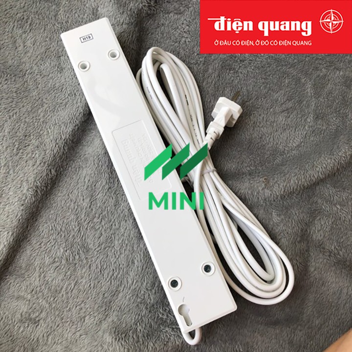 Ổ cắm Điện Quang ĐQ 001A-01 (6 lỗ 2 chấu)