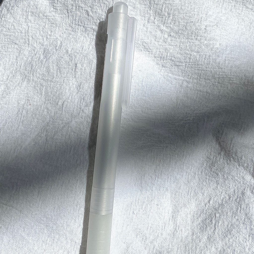 Bút Mực Đen Mờ Ohaya 0,5Mm