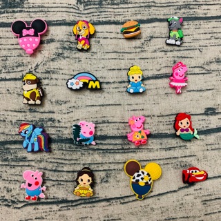 Combo 100 chiếc Jibbitz Stick đính dép