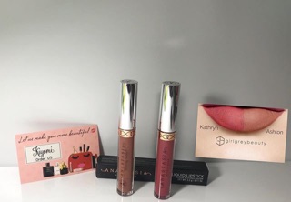 Son Anastasia màu Kathryn và Ashton