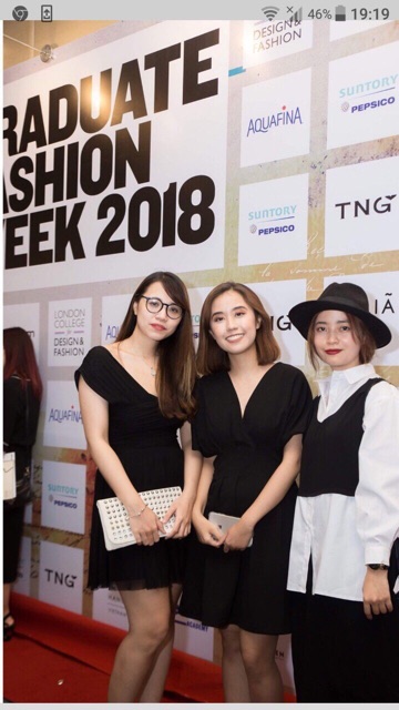 Váy xếp li eo hàng thiết kế