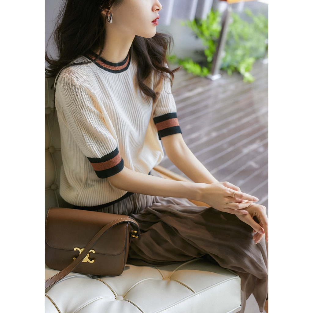 Thời Trang Áo Thun Dệt Kim Tay Ngắn In Hoa Phối Màu Tương Phản Dễ Thương