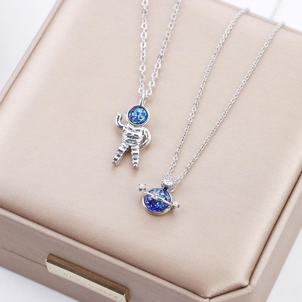 Vòng cổ Mặt Hình Phi Hành Gia Sáng Tạo Cho Nam Nữ