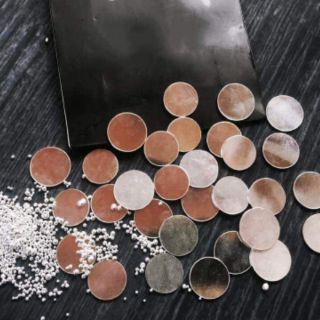 Đồng xu bạc nõn xịn đánh cảm