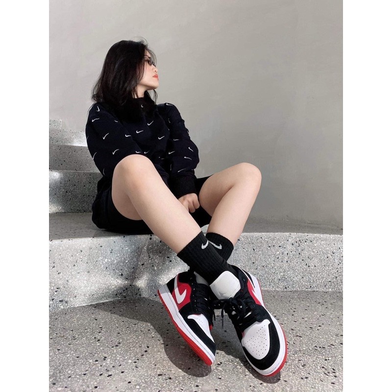 Tất nữ cổ cao cute vintage dày họa tiết NIKE nhiều màu phá cách trẻ trung S09 - zonzuly