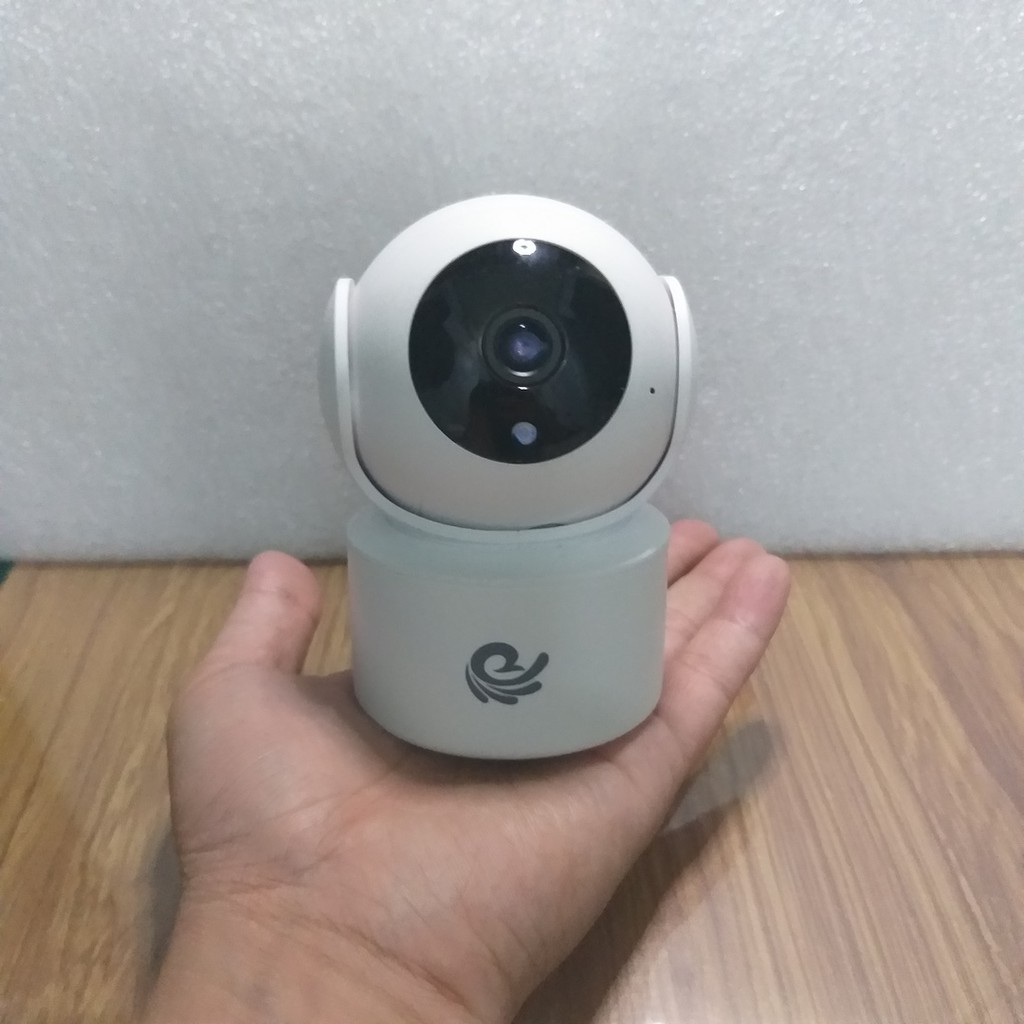 Camera Wifi C2021 2.0M (kèm thẻ nhớ 32gb) – Xoay 360 Độ - Thu Âm Và Đàm Thoại 2 Chiều – Lưu Video 7 Ngày