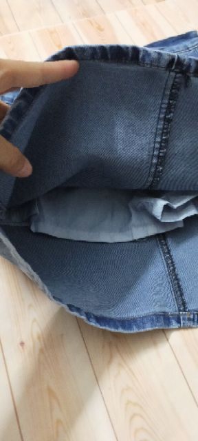 QUẦN VÁY KÈM ĐAI GUCCI_CHÂN VÁY JEAN NGẮN CÓ QUẦN_CHÂN VÁY BÒ NGẮN | BigBuy360 - bigbuy360.vn