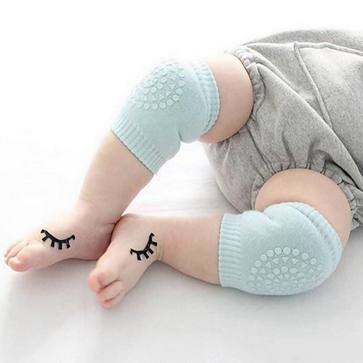 Tất tập bò cho bé
