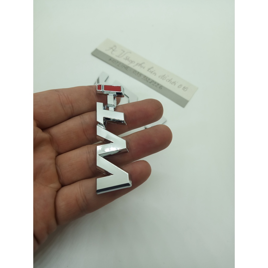 logo chữ nổi  VVT-I  kích thước 1.7cm*7cm dán thân xe hàng tốt bằng kim loại có miếng dán kèm theo