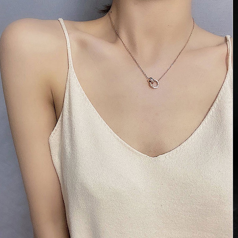 Vòng cổ Thép Titan Mặt Chữ Số La Mã Cổ Điển Cho Nữ