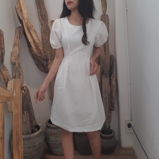Đầm xếp ly xoè