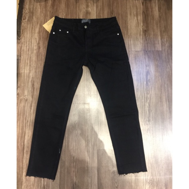 Quần jeans đen trơn gấu rách Brocode