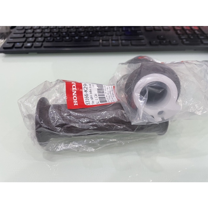 Tay nắm trái +Tay ga SH Mode,Air Blade màu nâu màu đen chính hãng Honda