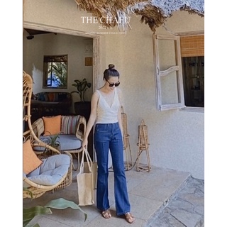 Quần jeans ống loe