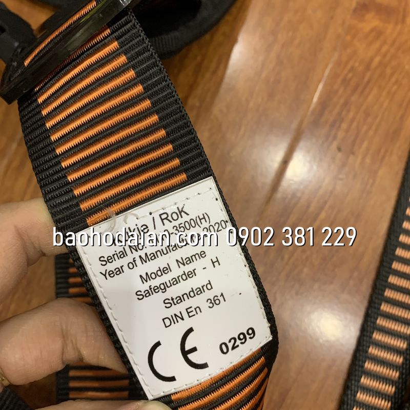 Dây an toàn thân Hàn Quốc kiểu Kujie 2 móc nhôm (dây bẹ)-đệm lưng-đệm vai