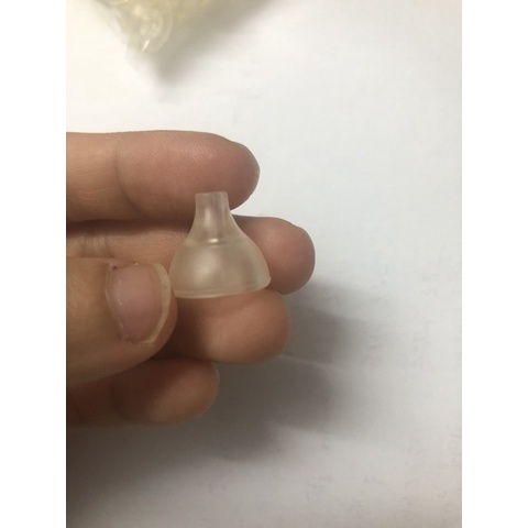 Núm Silicone Tanaphar rửa mũi cho bé và người lớn gắn được vào bơm tiêm, an toàn, dễ sử dụng