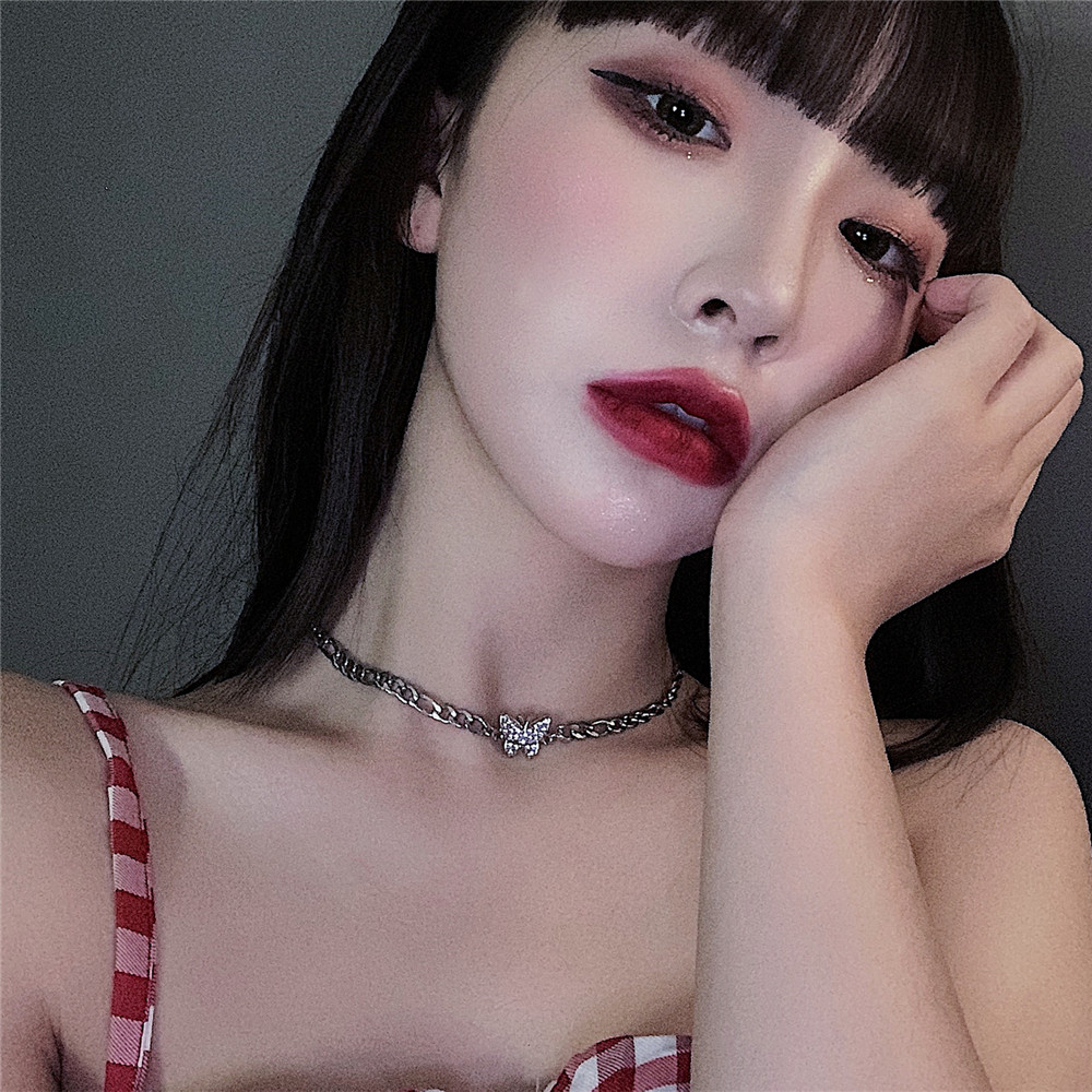 Dây Chuyền Choker Mặt Bướm Đơn Giản Cho Nữ