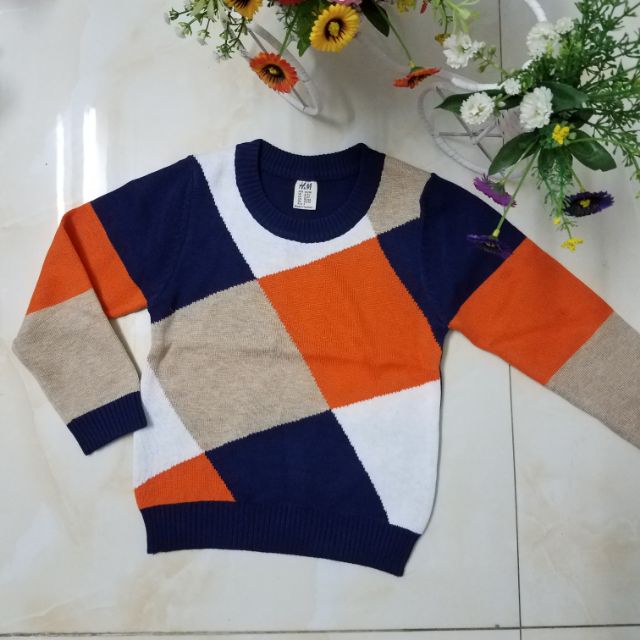 Áo len hình quả trám cho bé trai