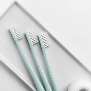 BÀN CHẢI MUJI LÚA MẠCH