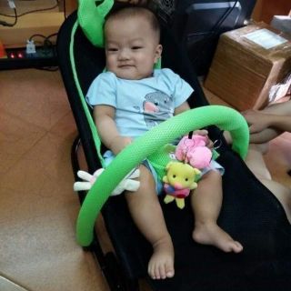 Ghế rung ghế nhún cho bé Tặng kèm thú bông