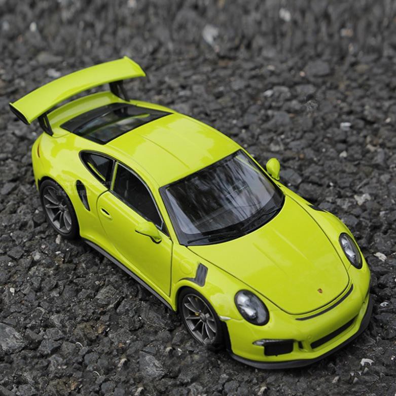 Mô hình xe Porsche 911 GT3 RS 1:24 Welly