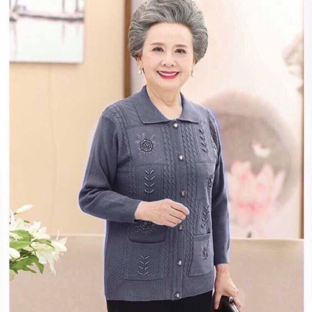 Áo len trung niên thêu hoa