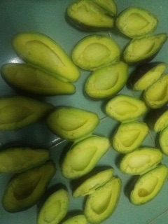 Tinh dầu bơ (nhà làm)