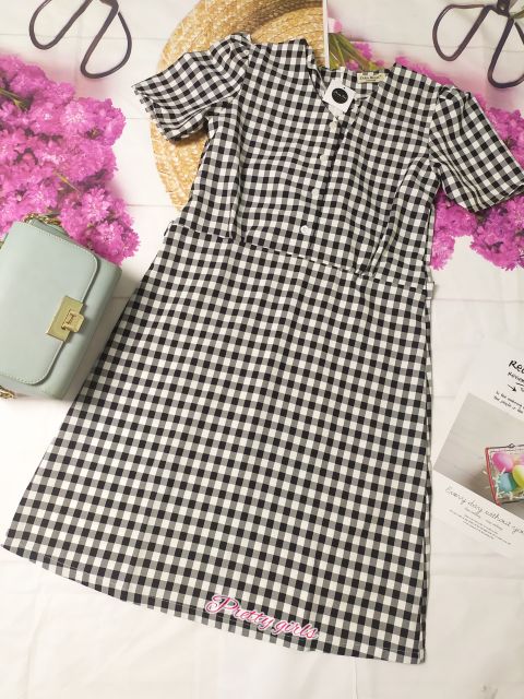 Đầm caro tiểu thư