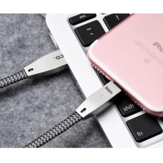 Dây sạc Hoco U11 chân cắm Lightning cho Iphone. Có đèn báo khi sạc, tự ngắt khi đầy pin