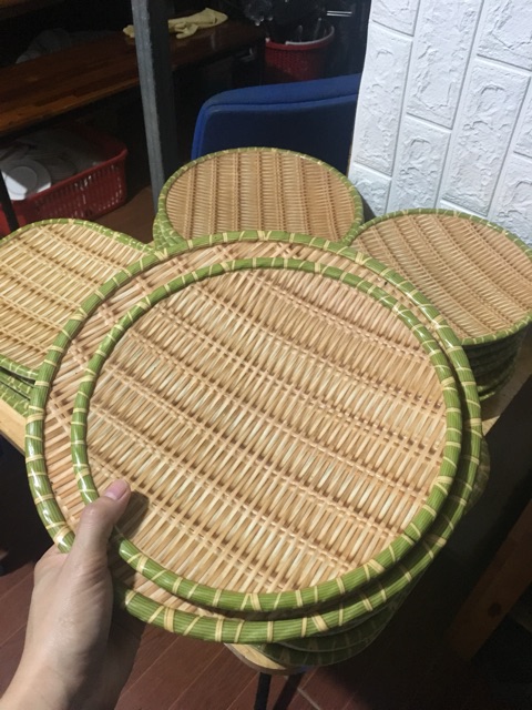 Đĩa nhựa giả mây vuông và tròn