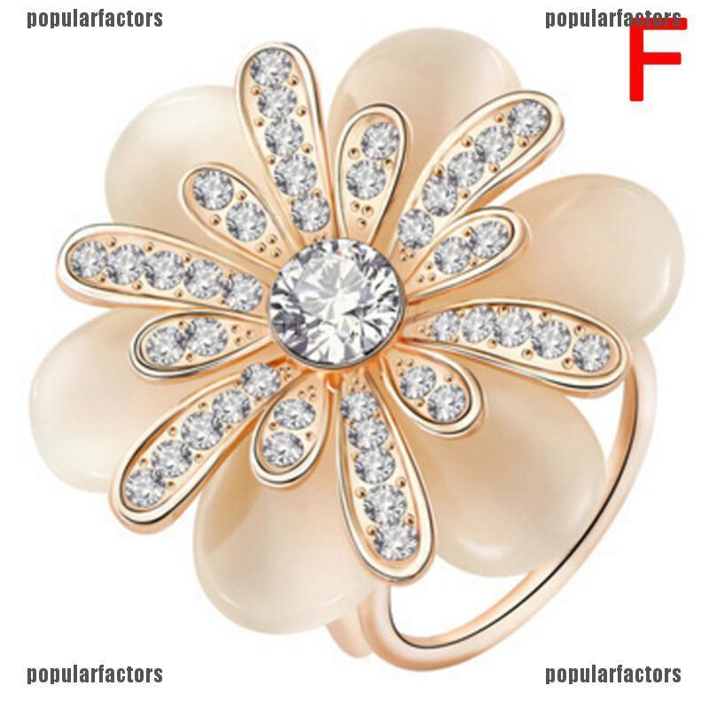 Nhẫn Khóa Khăn Choàng Đính Ngọc Trai Hình Hoa Trà