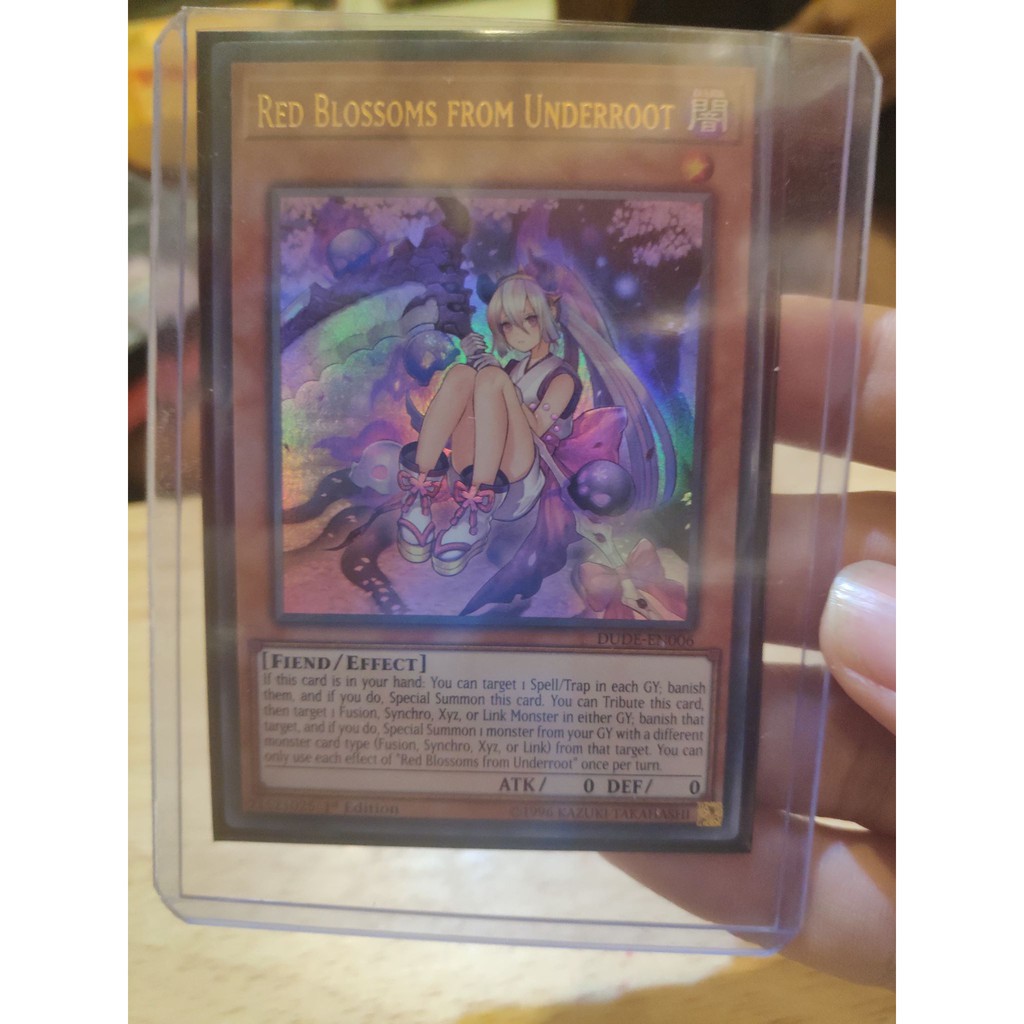 Lá bài thẻ bài Yugioh Red Blossoms from Underroot – DUDE – Ultra Rare - Tặng bọc bài nhựa bảo quản