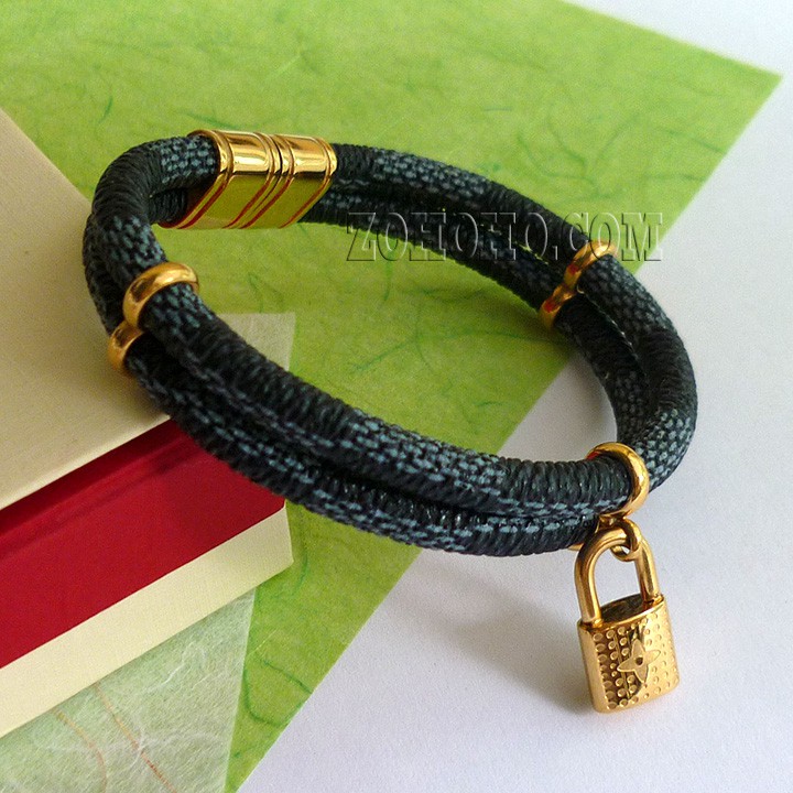 Vòng tay thời trang VF715