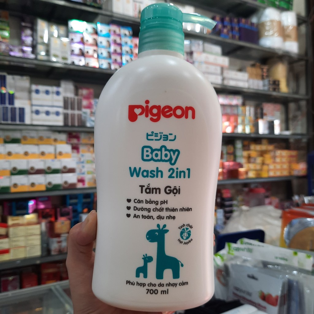 Sữa tắm Pigeon baby wash 2 in 1 700ml