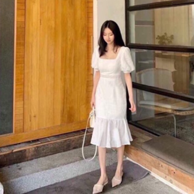 Đầm trắng đuôi cá Xô ren