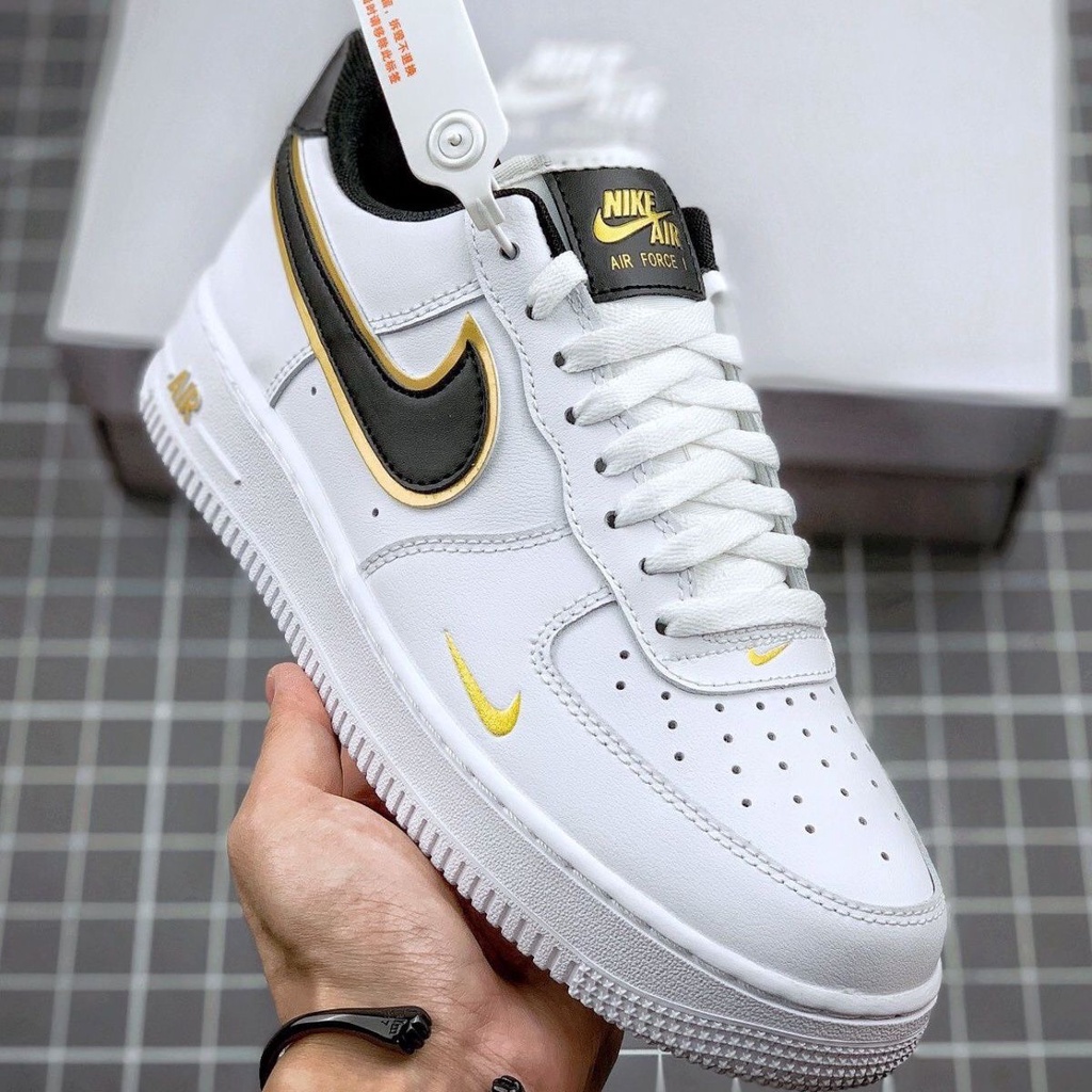 Giày thể thao nam nữ Nike AF1 Trắng móc đen vệt vàng cổ thấp - Giày sneaker Nike air force 1 Black Gold nam nữ Full Box
