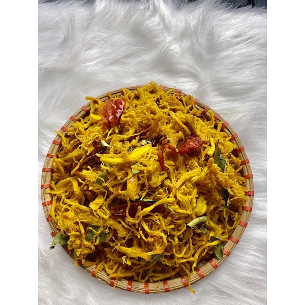 KHÔ GÀ LÁ CHANH XÉ CAY - LOẠI 1 -  ĐẶC SẢN PHÚ YÊN 250gr I Ghiền thính quán - Thế giới đồ ăn vặt🥰 | BigBuy360 - bigbuy360.vn